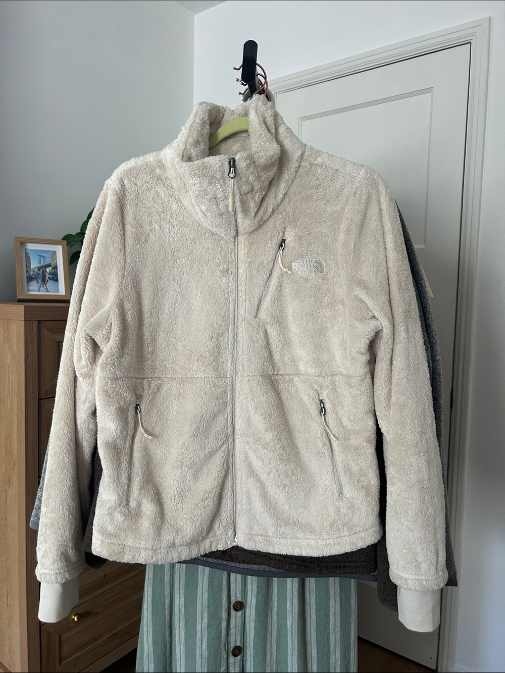 The North Face Fleece Zip Up. Size medium. Used condition. See description.